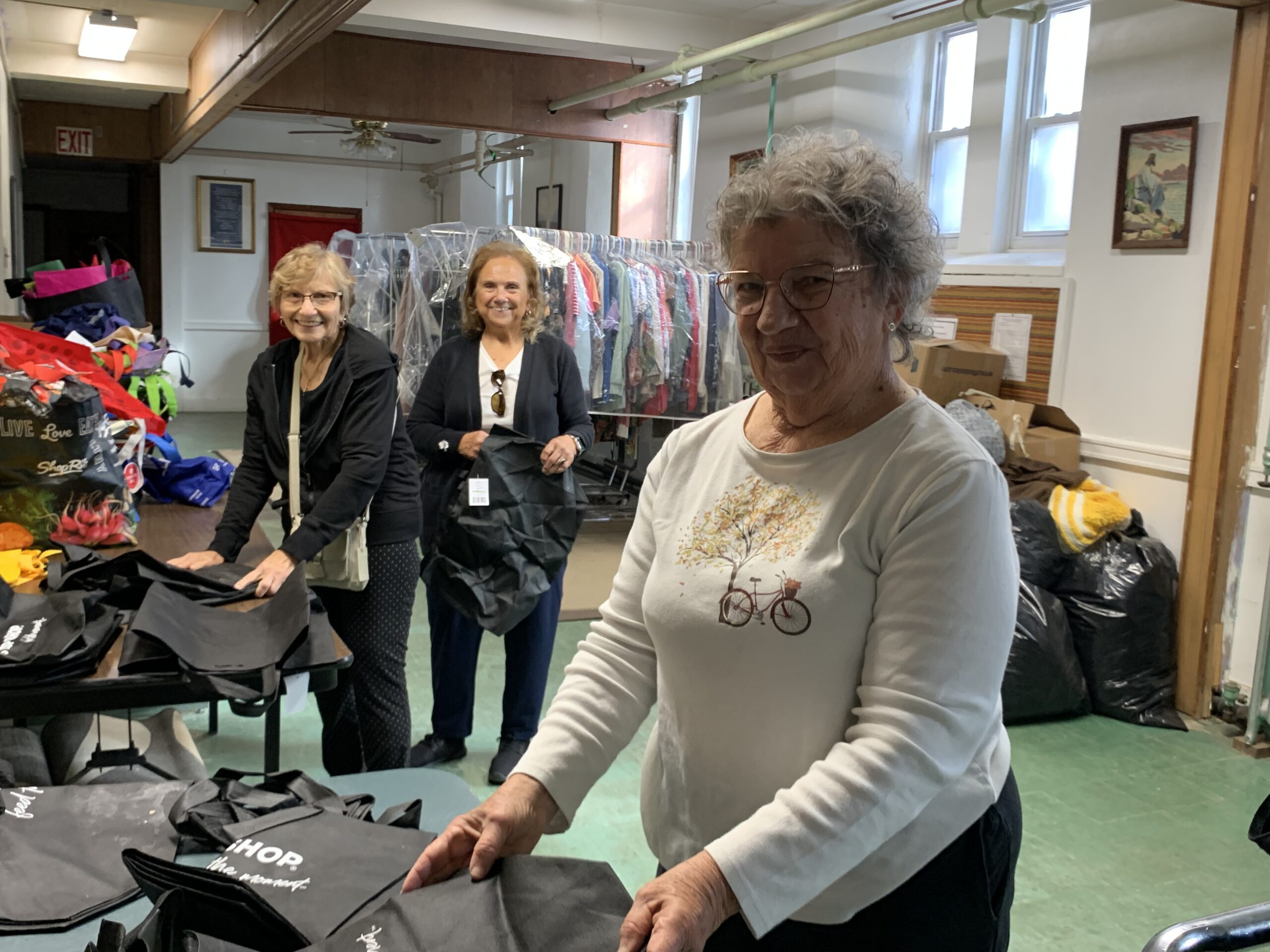 SSJ Neighborhood Center volunteers in action