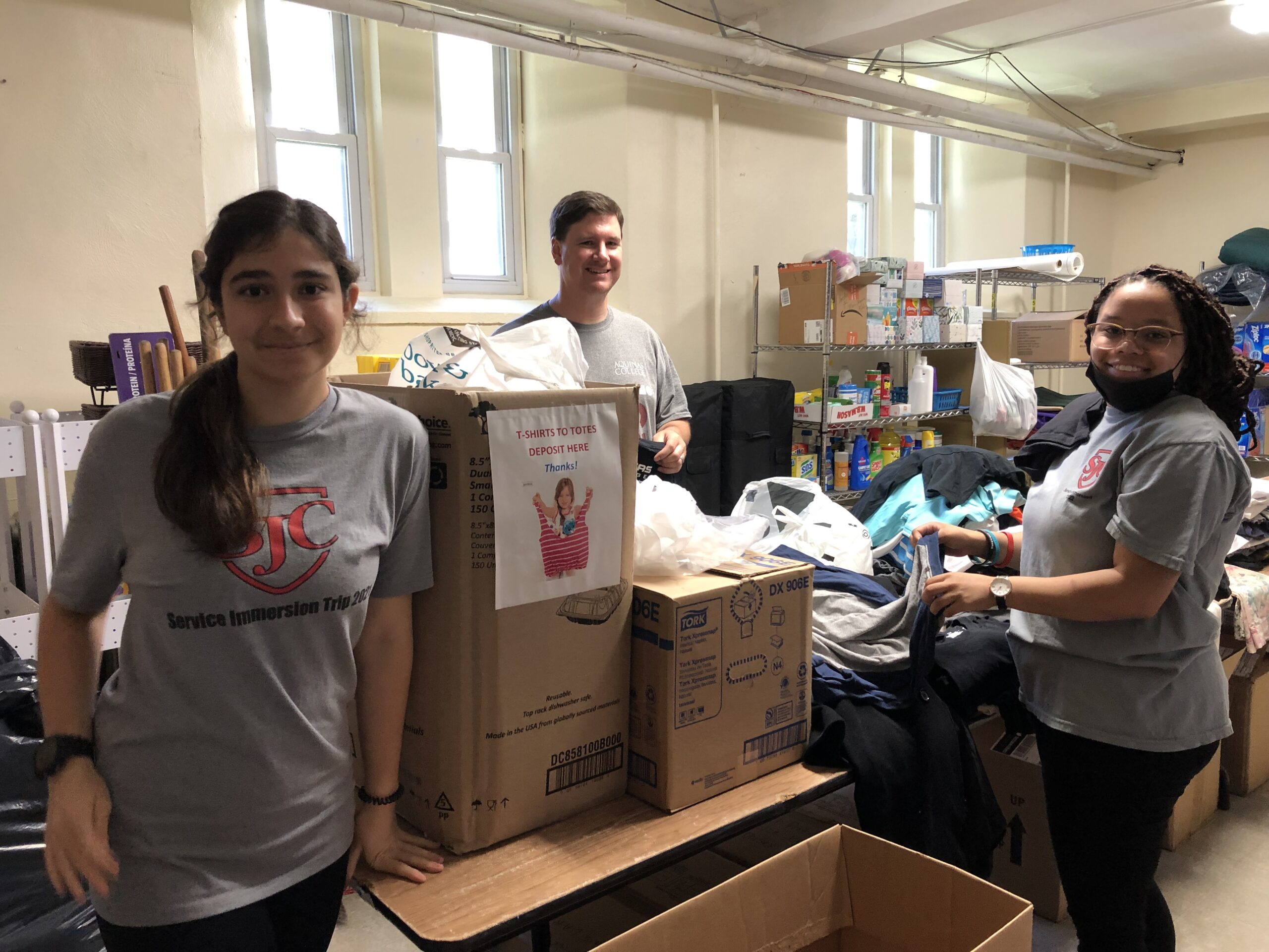 SSJ Neighborhood Center volunteers in action
