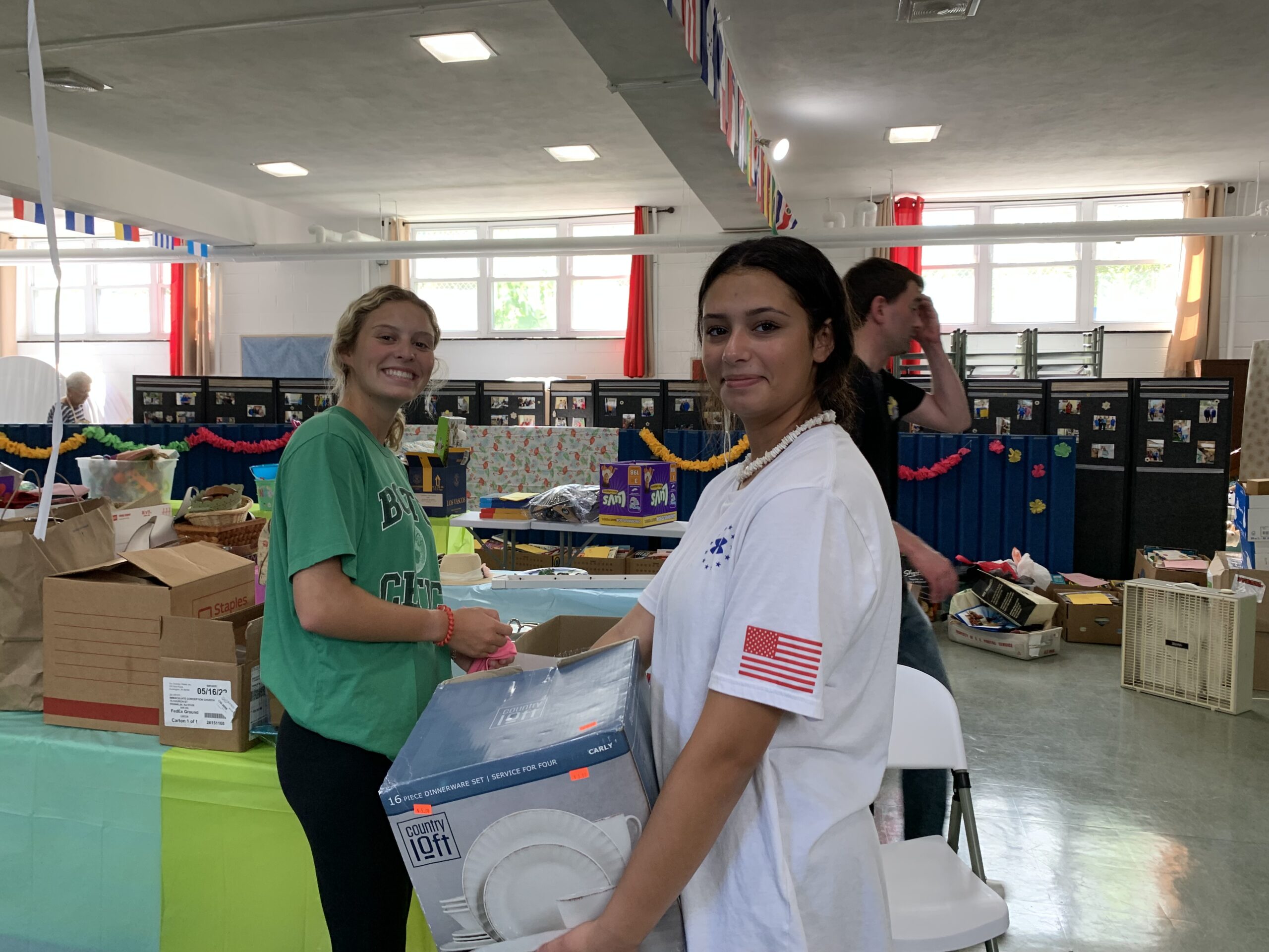 SSJ Neighborhood Center volunteers in action